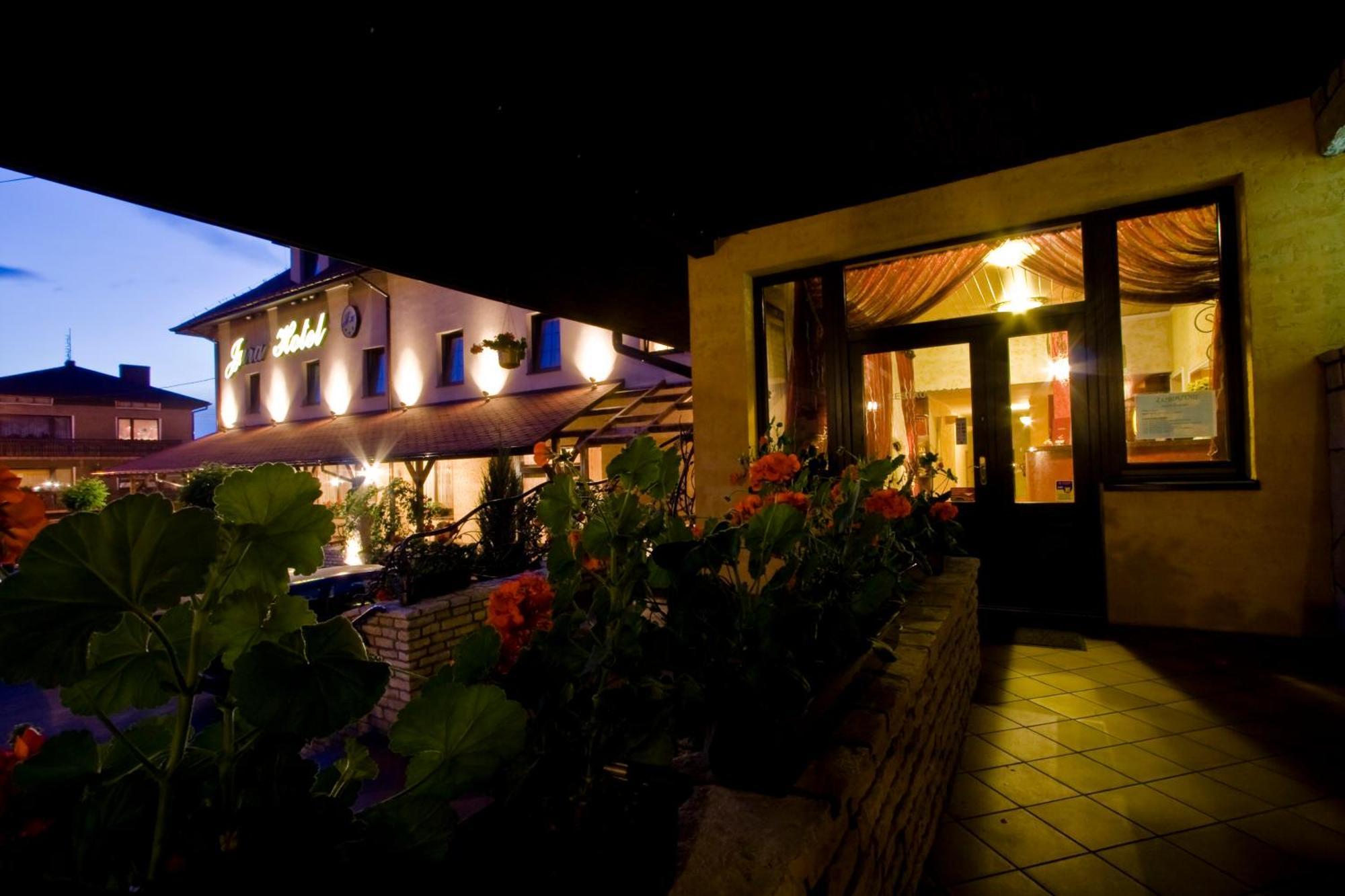 Resort Jura Kroczyce Esterno foto