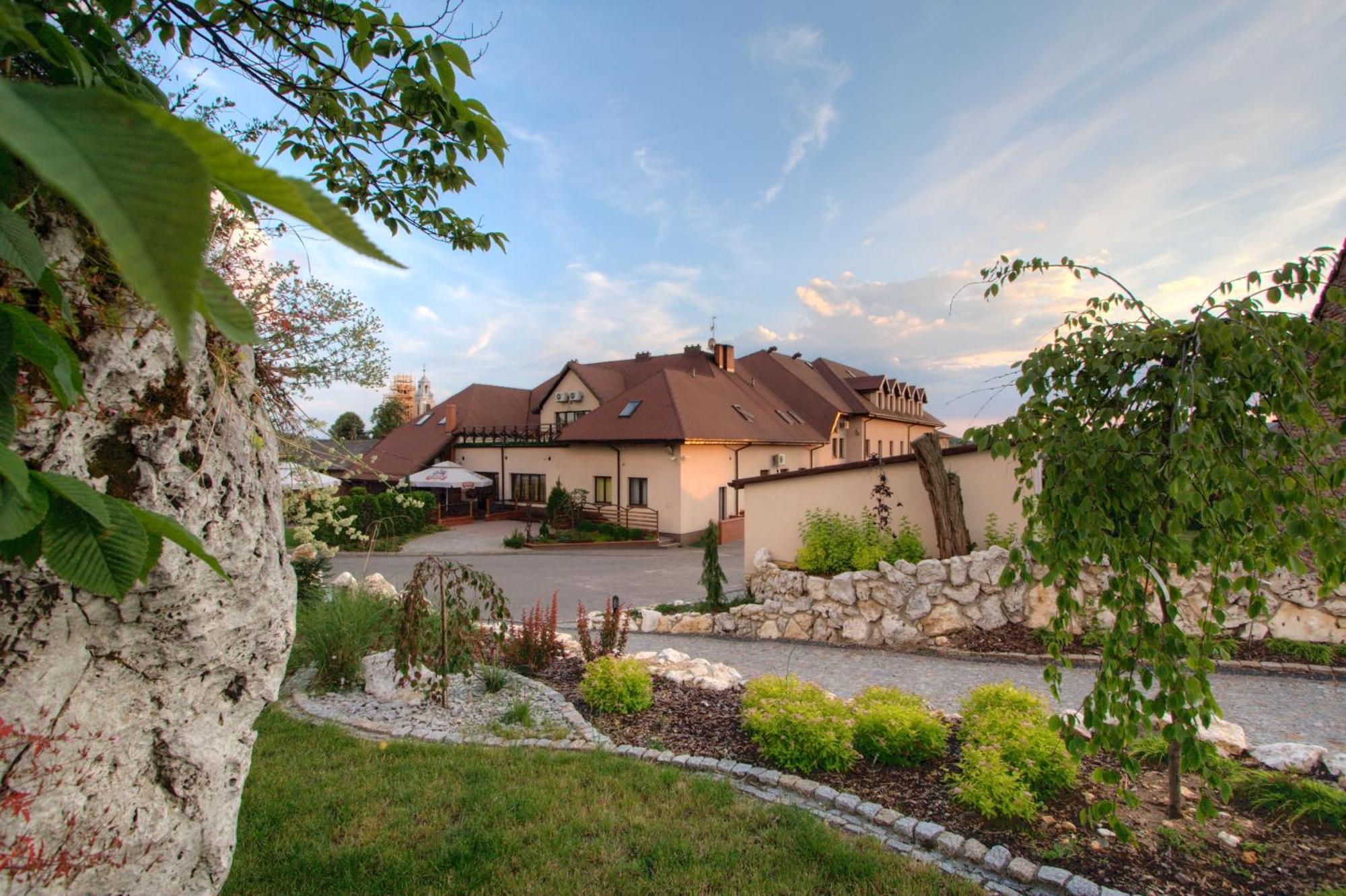 Resort Jura Kroczyce Esterno foto